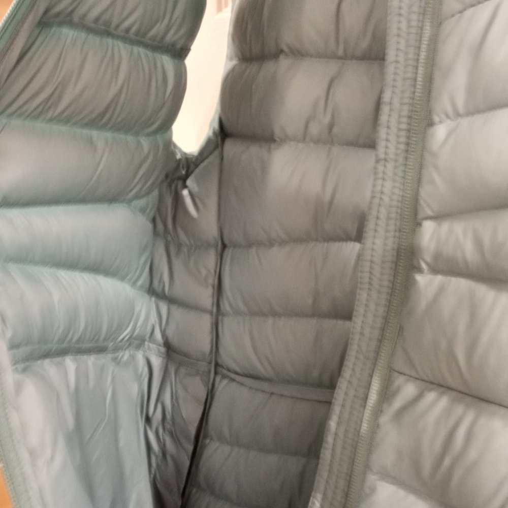 Lands' End Sleeveless Puffer Vests Extra Long Double Zipper Medium Tall - Picture 3 of 5